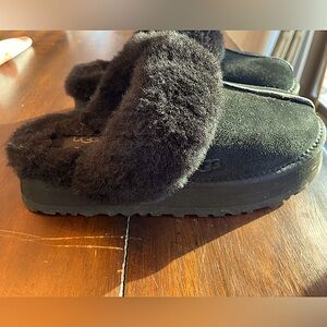 Black platform UGG slippers